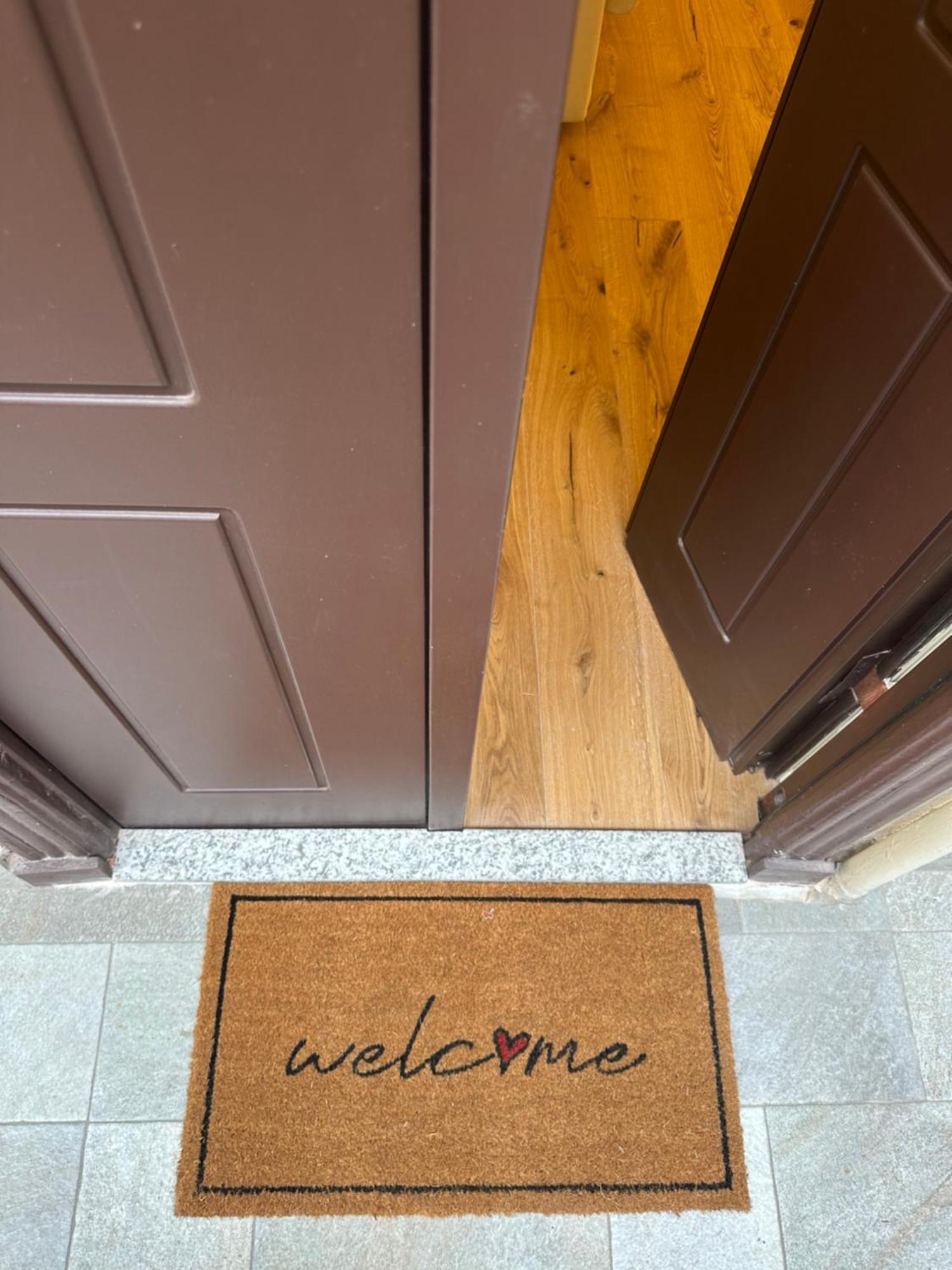 Private Apartment With Wi-Fi Milano City Near Duomo Atena ภายนอก รูปภาพ