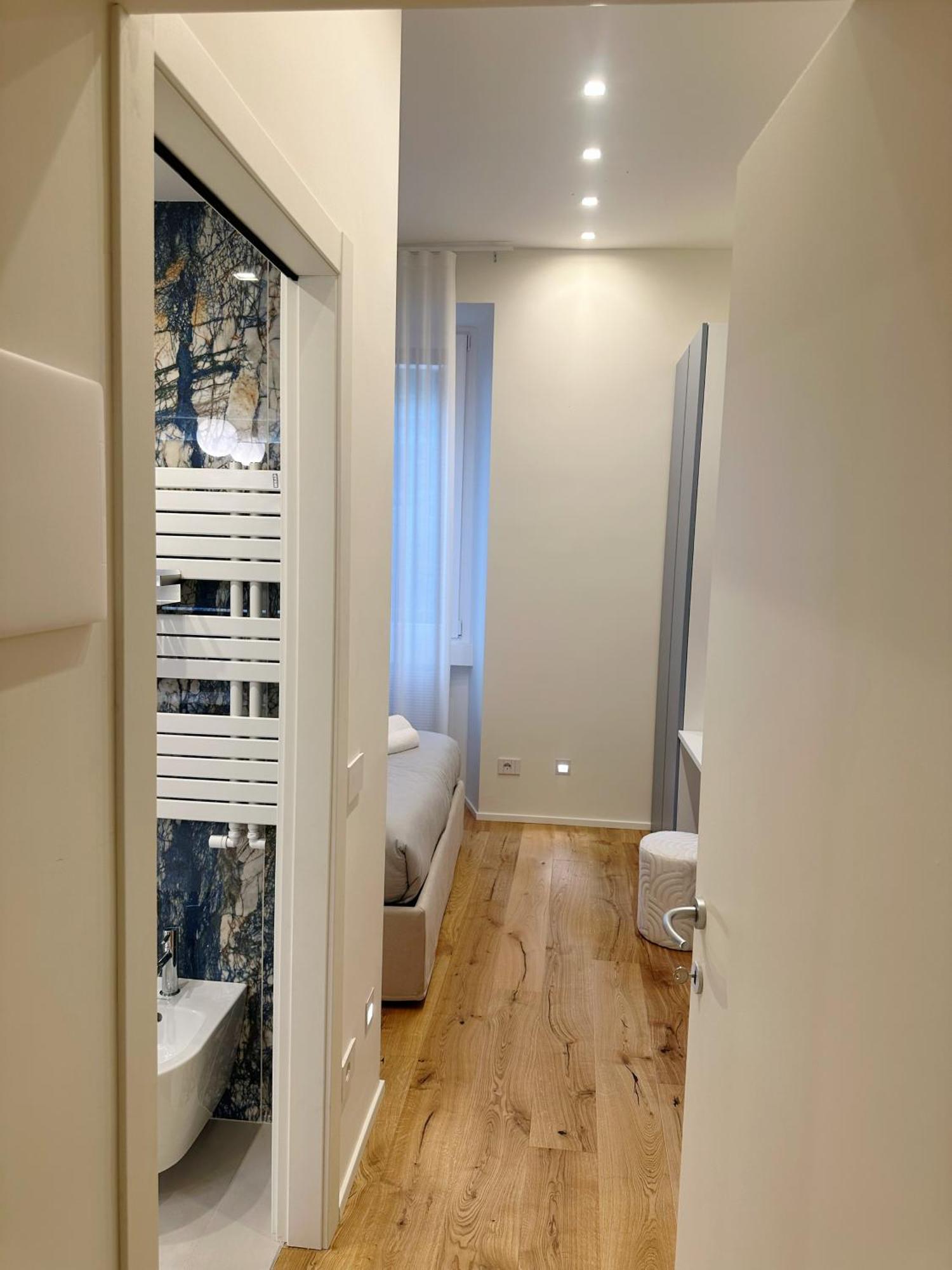 Private Apartment With Wi-Fi Milano City Near Duomo Atena ภายนอก รูปภาพ